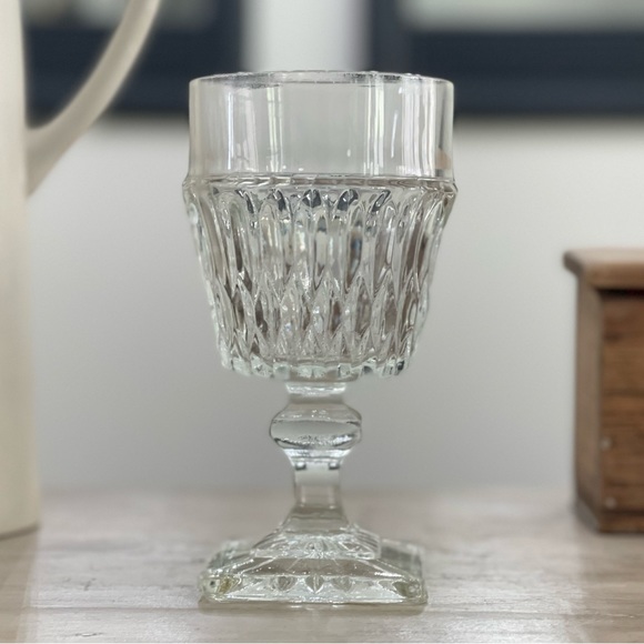 8 Vintage Indiana Glass Mount Vernon Goblets - Picture 1 of 2
